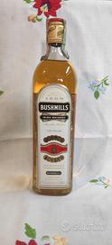 Bottiglia di whisky Bushmills