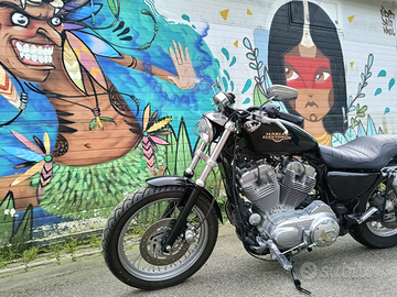 Harley Davidson Sportster 883