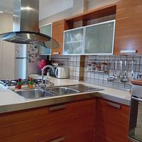 cucina lube con doppia penisola moderna