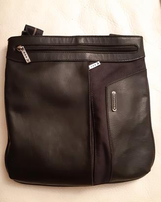 Borsa pelle nera con tracolla Roncato