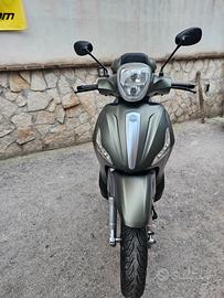 Piaggio Beverly 350 s