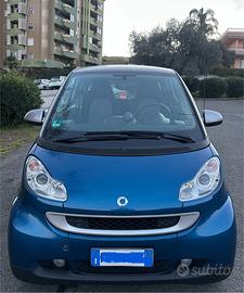 SMART FORTWO 800 33 KW COUPÉ PURE CDI