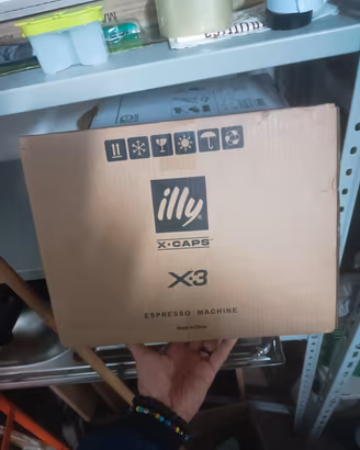 macchina fa caffè Illy 