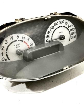 CONTACHILOMETRI VEGLIA QUADRO STRUMENTI TOYOTA Yar
