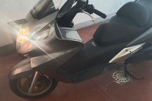 Honda Silver Wing 600 (2003) - SOLI 6.000 KM