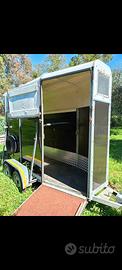 trailer trasporto cavalli