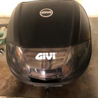 Bauletto scooter/ moto universale con staffa