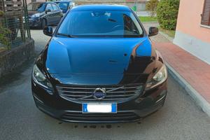 VOLVO D3 GEARTRONIC (5 CILINDRI)
