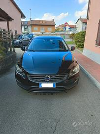 VOLVO D3 GEARTRONIC (5 CILINDRI)
