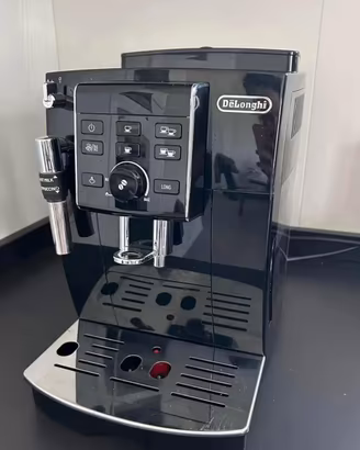 Macchina caffè delonghi