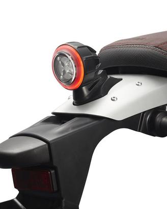 FANALE POSTERIORE VINTECH TAIL LIGHT LED