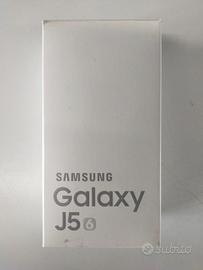 cellulare Samsung J5