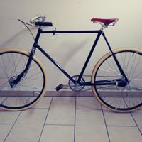 Bicicletta path racer tipo Guv'nor