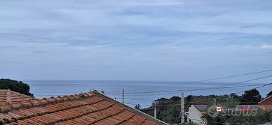 Piano Torre, semi indipendente con spazi esterni