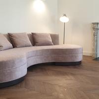 Divano artigianale stile Vladimir Kagan – modello