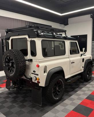 Land Rover Defender 90 2.5 Td5