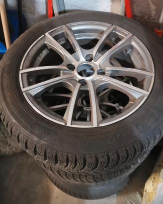 Cerchi con gomme