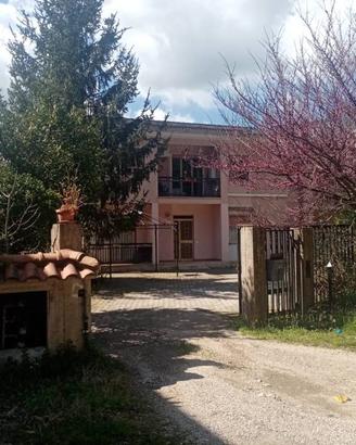 Appartamento di 120 m² con 3 locali a Vallecorsa