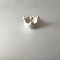 Anello in argento con corona
