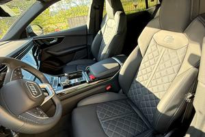 Q8 50 TDI exclusive color S Line Plus pack RS