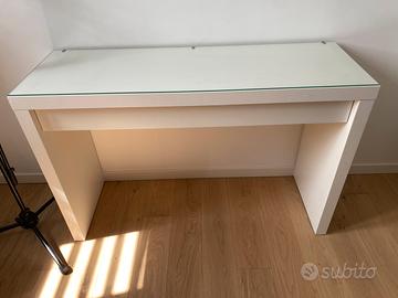 TOELETTA PER TRUCCO IKEA MALM