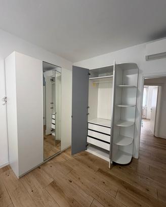 Letto matrimoniale e armadio tenuto benissimo
