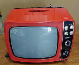 Televisore vintage GBC anni ’70 rosso funzionante