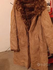 montone donna  tg.42/44 € 40  + vario abbig