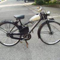 ciclomotore Bianchi con  rullo storico