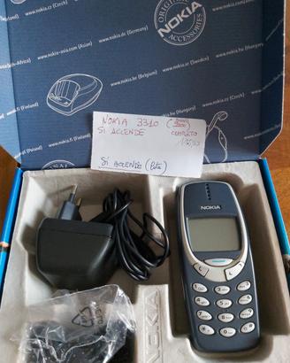 NOKIA 3310 con scatola, carica batteria, auticolar