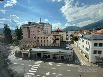 4 LOCALI A SCHIO