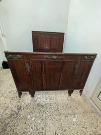 Letto matrimoniale in ferro con decorazioni