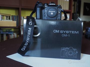 Olympus Micro 4/3 OM-1