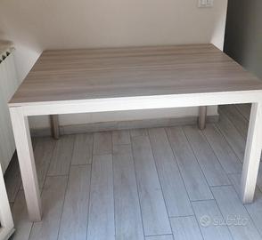 TAVOLO DA CUCINA ALLUNGABILE COME NUOVO