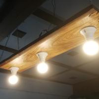 LAMPADARIO IN ULIVO. 