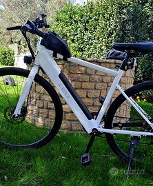 Bici Elettrica A.Bike  alluminio  Tg M come nuova