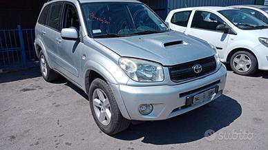 RICAMBI USATI AUTO TOYOTA Rav4 3° Serie 1CD (03>0