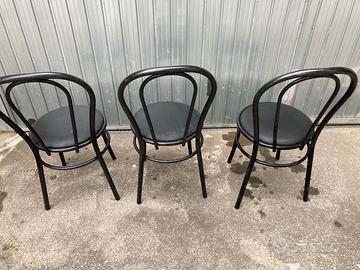 Sedie con telaio in ferro