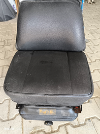 Sedile x trattori con molleggio meccanico