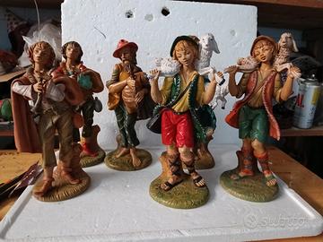 Pastori presepe 40 euro al pezzo 