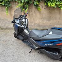 X-Max 300 ottobre 2018