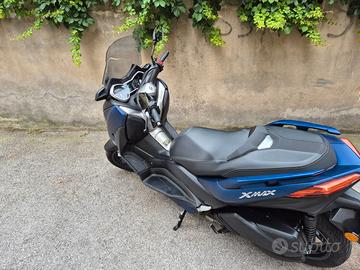 X-Max 300 ottobre 2018