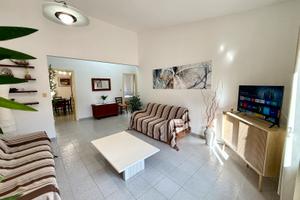 Appartamento a pochi passi dal mare la caletta