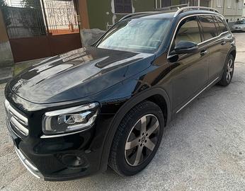 MERCEDES GLB 200d 2021