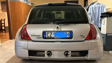 Clio 3.0 V6