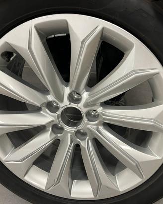 Cerchi gomme Audi 18” 245 45 18