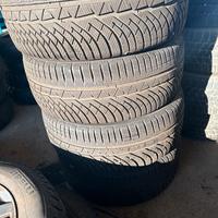 235-50-17 Michelin