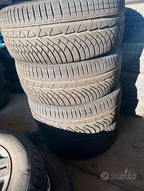 235-50-17 Michelin