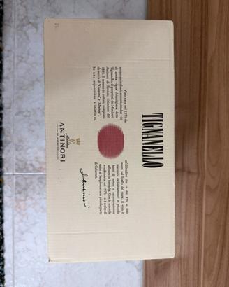 Vino tignanello e bollinger