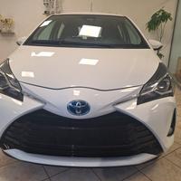 Toyota Yaris 1.5 Hybrid 5 porte Business